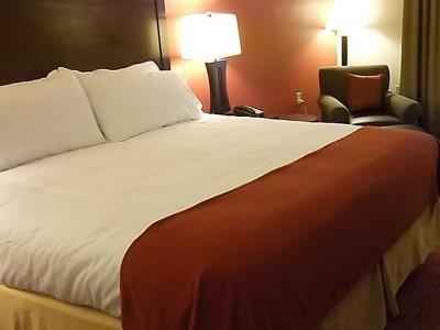 HOLIDAY INN EXPRESS & SUITES BROOKHAVEN, AN IHG HOTEL - Updated